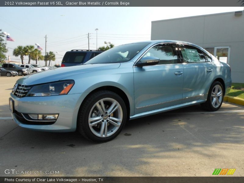 Front 3/4 View of 2012 Passat V6 SEL