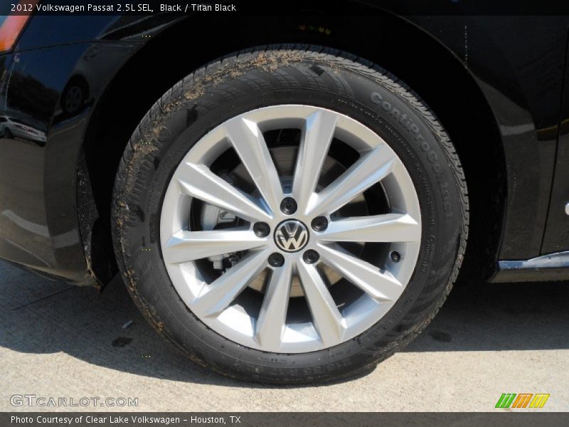 Black / Titan Black 2012 Volkswagen Passat 2.5L SEL