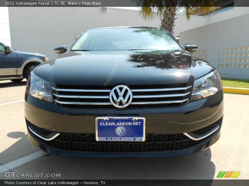 Black / Titan Black 2012 Volkswagen Passat 2.5L SE