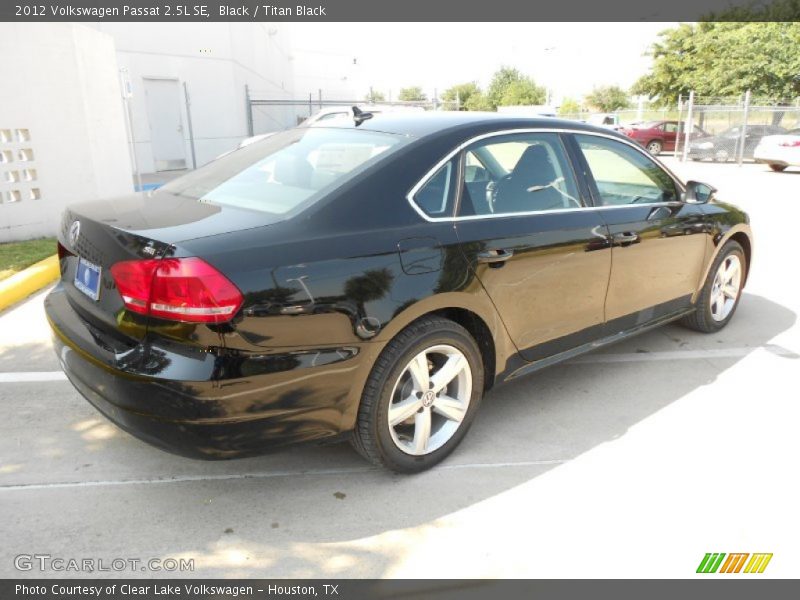Black / Titan Black 2012 Volkswagen Passat 2.5L SE