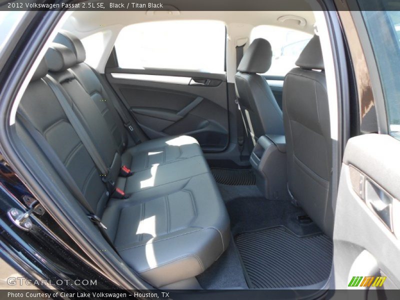 Black / Titan Black 2012 Volkswagen Passat 2.5L SE
