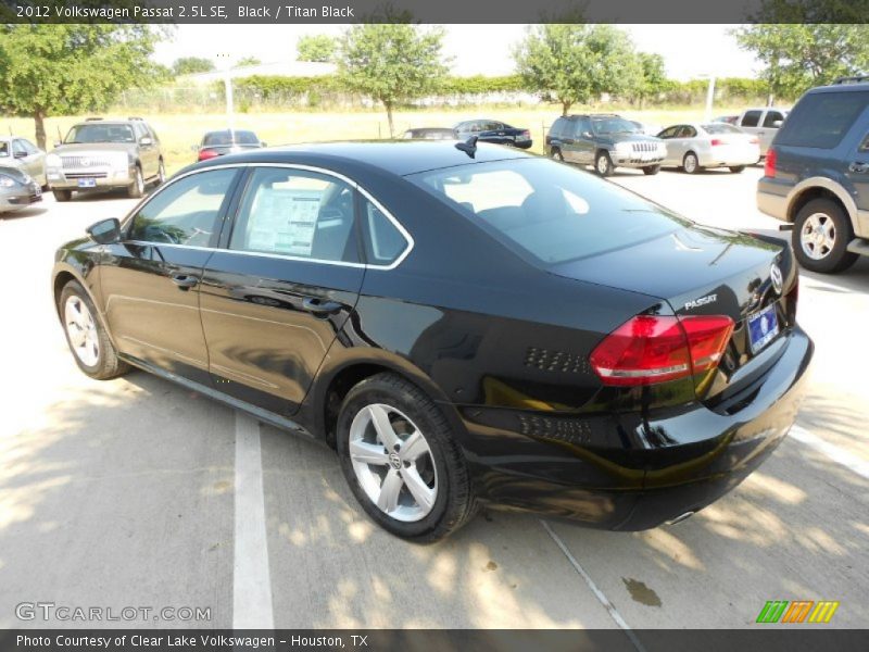 Black / Titan Black 2012 Volkswagen Passat 2.5L SE