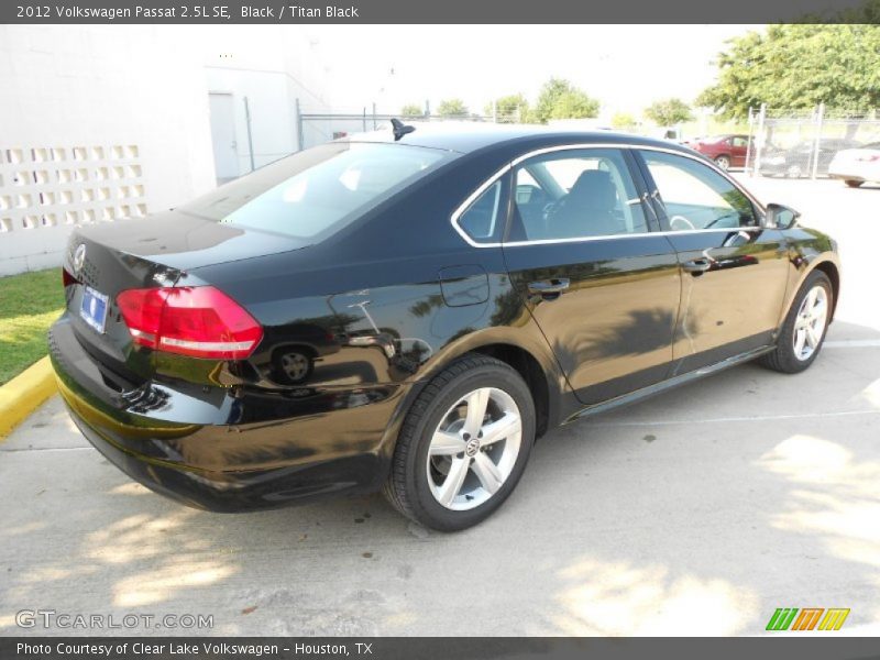 Black / Titan Black 2012 Volkswagen Passat 2.5L SE