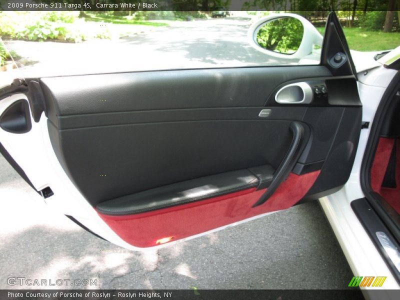 Door Panel of 2009 911 Targa 4S