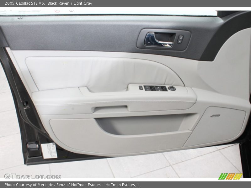 Black Raven / Light Gray 2005 Cadillac STS V6