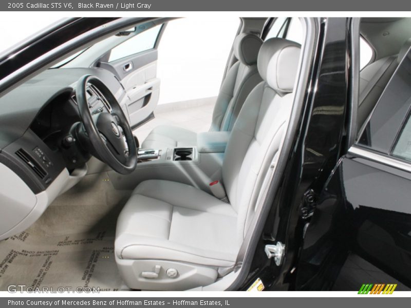Black Raven / Light Gray 2005 Cadillac STS V6