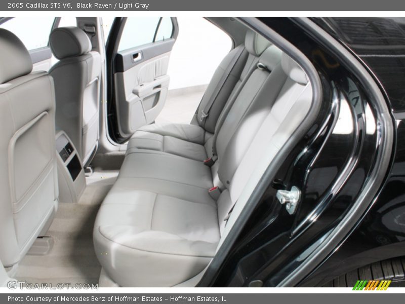 Black Raven / Light Gray 2005 Cadillac STS V6