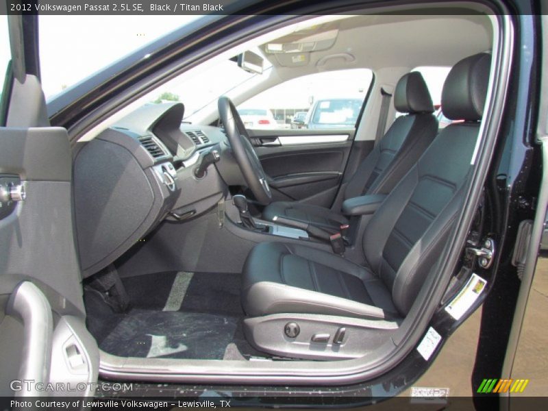 Black / Titan Black 2012 Volkswagen Passat 2.5L SE