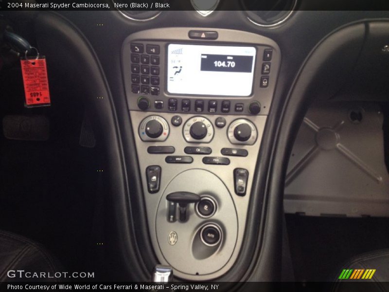 Controls of 2004 Spyder Cambiocorsa