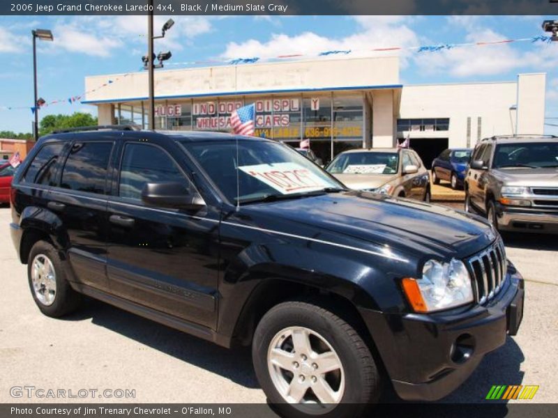Black / Medium Slate Gray 2006 Jeep Grand Cherokee Laredo 4x4