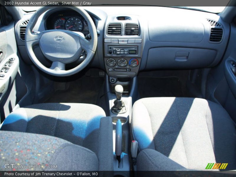 Silver Mist / Gray 2002 Hyundai Accent GL Sedan