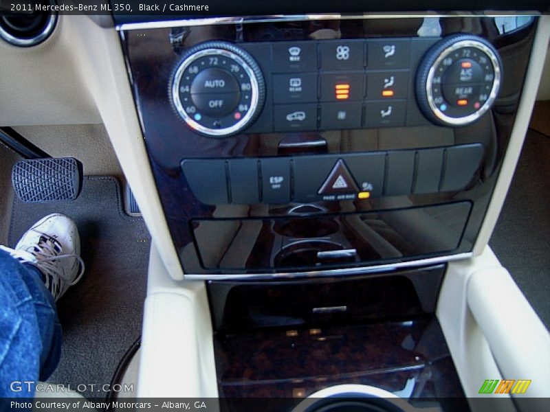 Black / Cashmere 2011 Mercedes-Benz ML 350