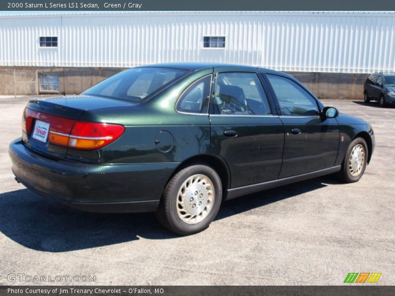 Green / Gray 2000 Saturn L Series LS1 Sedan