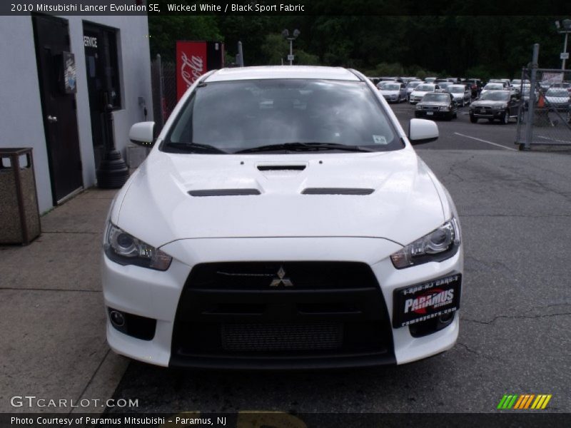 Wicked White / Black Sport Fabric 2010 Mitsubishi Lancer Evolution SE