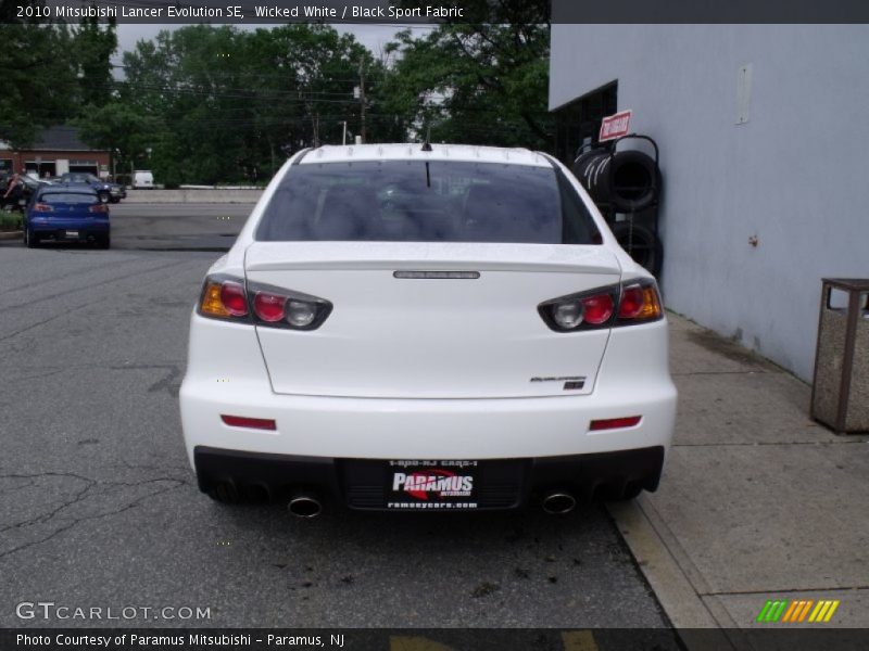 Wicked White / Black Sport Fabric 2010 Mitsubishi Lancer Evolution SE
