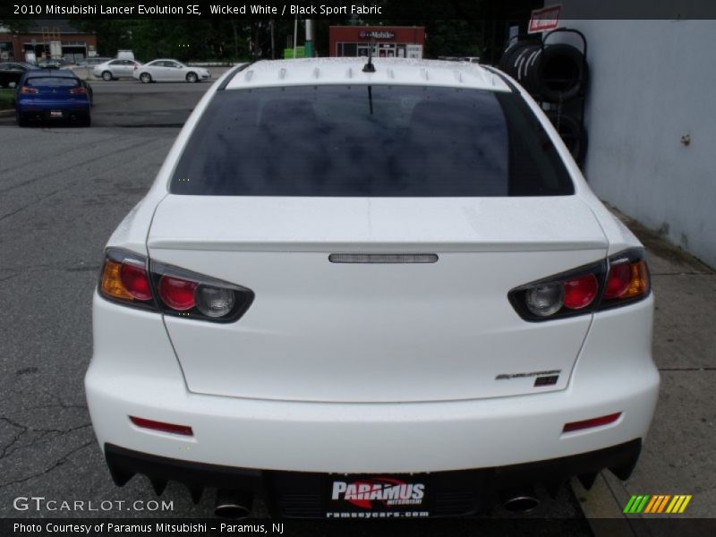 Wicked White / Black Sport Fabric 2010 Mitsubishi Lancer Evolution SE