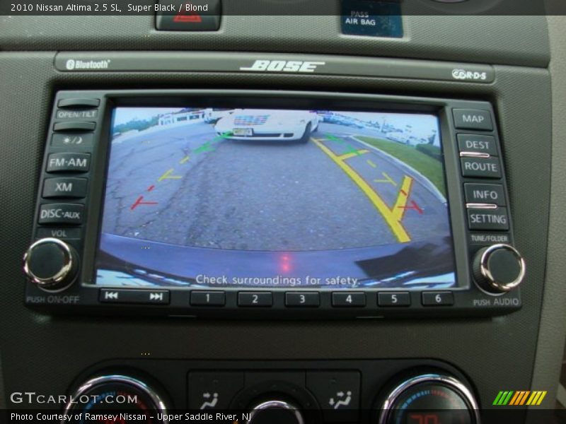 Super Black / Blond 2010 Nissan Altima 2.5 SL