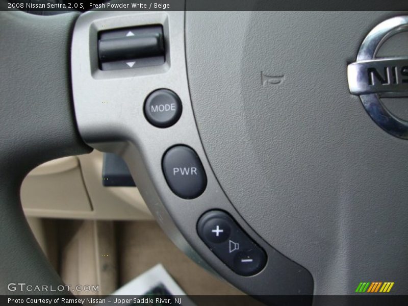 Fresh Powder White / Beige 2008 Nissan Sentra 2.0 S