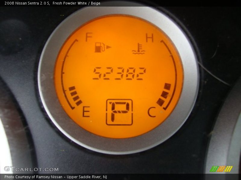 Fresh Powder White / Beige 2008 Nissan Sentra 2.0 S