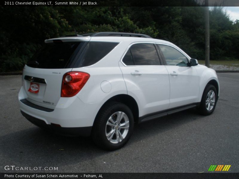 Summit White / Jet Black 2011 Chevrolet Equinox LT