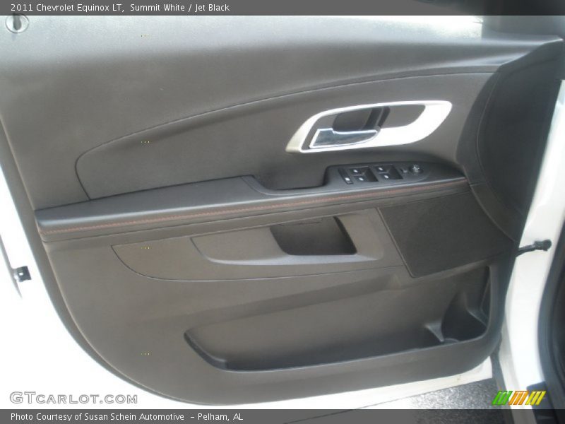 Summit White / Jet Black 2011 Chevrolet Equinox LT