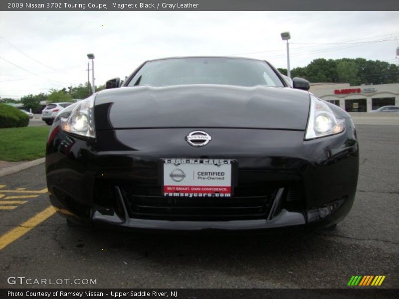 Magnetic Black / Gray Leather 2009 Nissan 370Z Touring Coupe