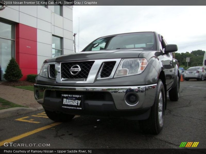 Storm Gray / Graphite 2009 Nissan Frontier SE King Cab 4x4