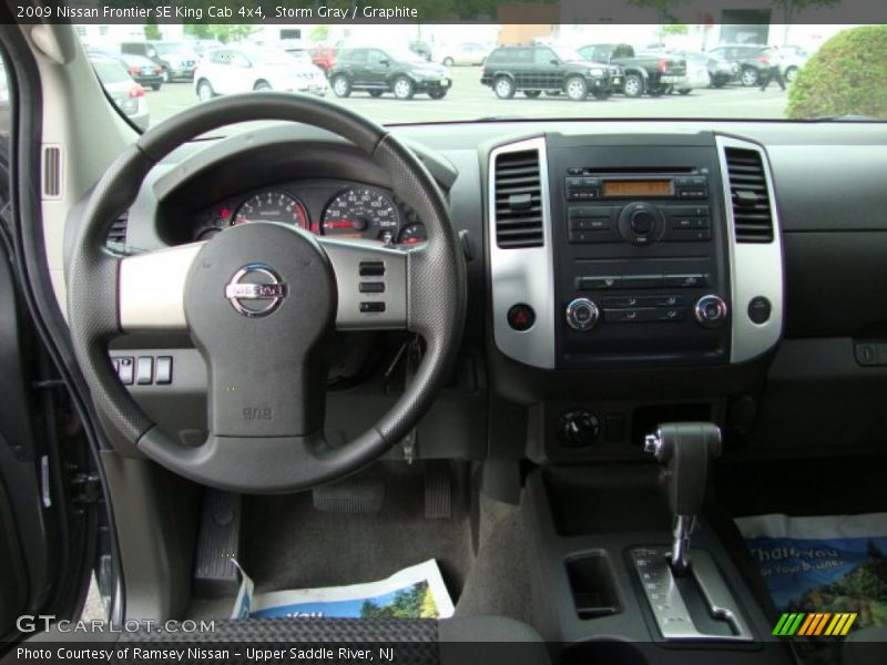 Storm Gray / Graphite 2009 Nissan Frontier SE King Cab 4x4