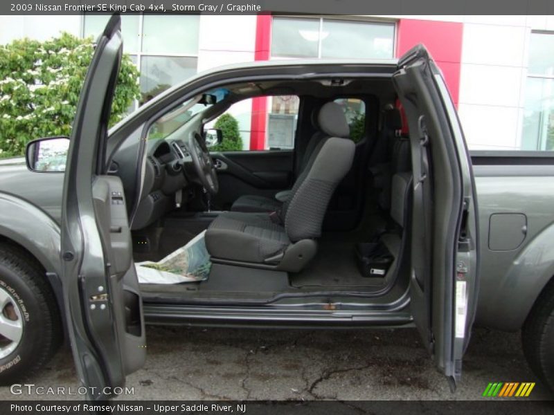 Storm Gray / Graphite 2009 Nissan Frontier SE King Cab 4x4