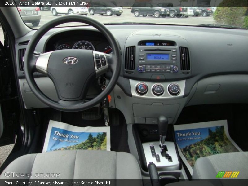 Black Pearl / Gray 2010 Hyundai Elantra GLS