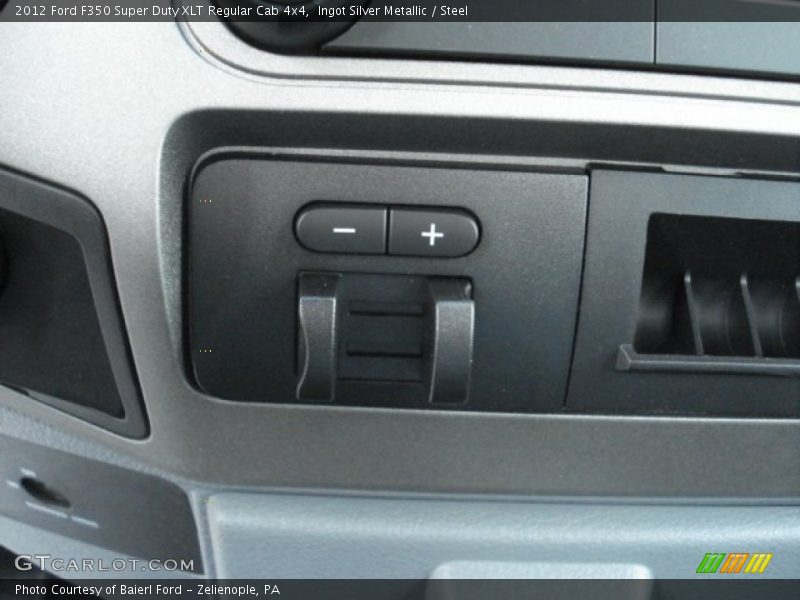 Controls of 2012 F350 Super Duty XLT Regular Cab 4x4