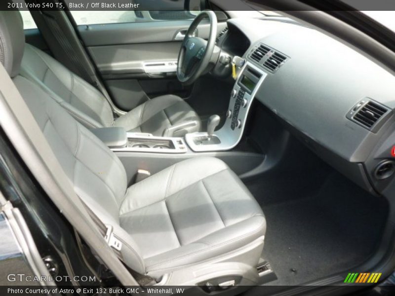 Black / Off Black Leather 2011 Volvo S40 T5
