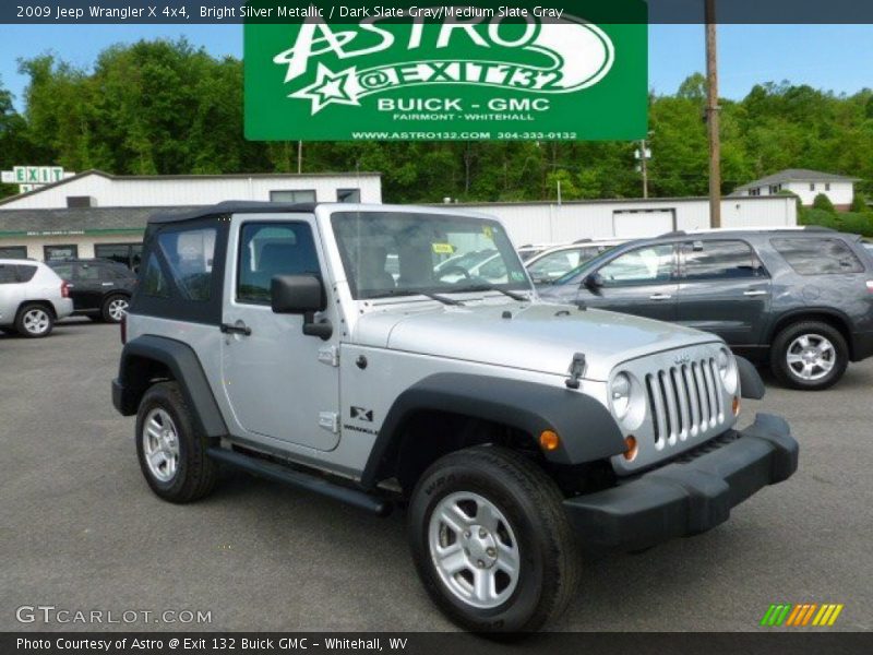 Bright Silver Metallic / Dark Slate Gray/Medium Slate Gray 2009 Jeep Wrangler X 4x4