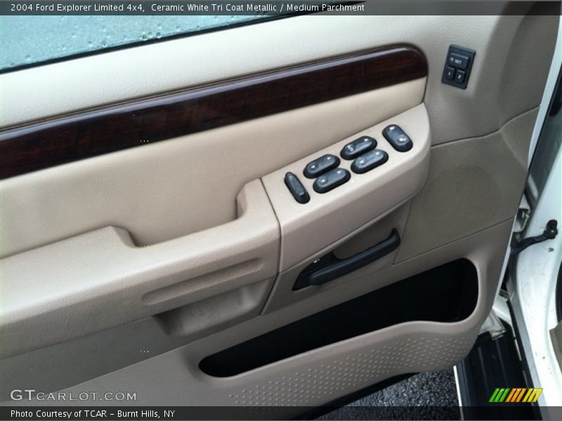 Ceramic White Tri Coat Metallic / Medium Parchment 2004 Ford Explorer Limited 4x4