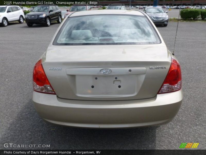 Champagne Metallic / Beige 2005 Hyundai Elantra GLS Sedan