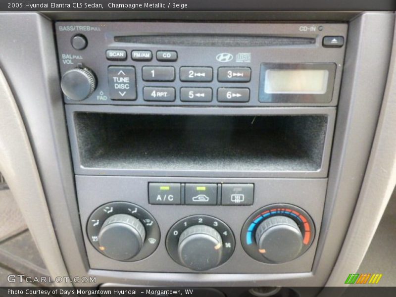 Champagne Metallic / Beige 2005 Hyundai Elantra GLS Sedan