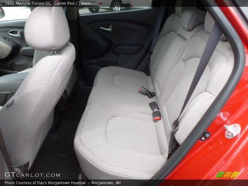 Garnet Red / Taupe 2012 Hyundai Tucson GL