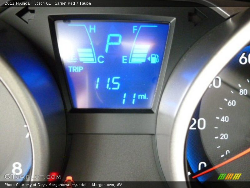 Garnet Red / Taupe 2012 Hyundai Tucson GL