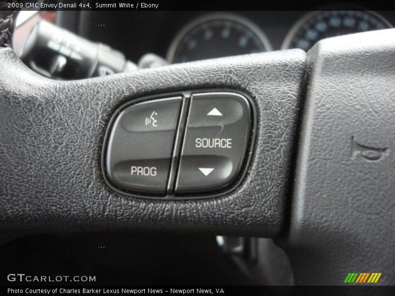 Summit White / Ebony 2009 GMC Envoy Denali 4x4