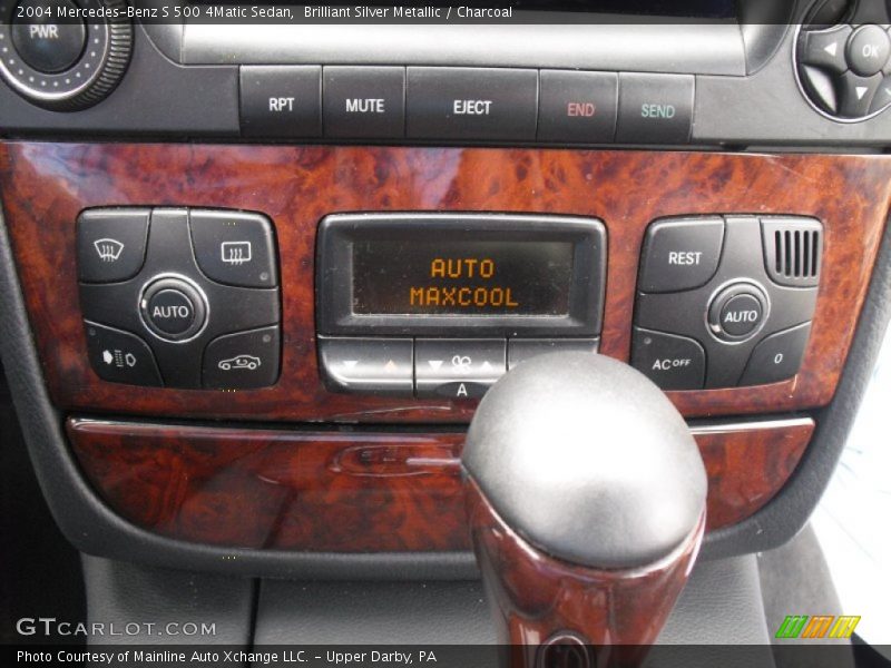 Brilliant Silver Metallic / Charcoal 2004 Mercedes-Benz S 500 4Matic Sedan