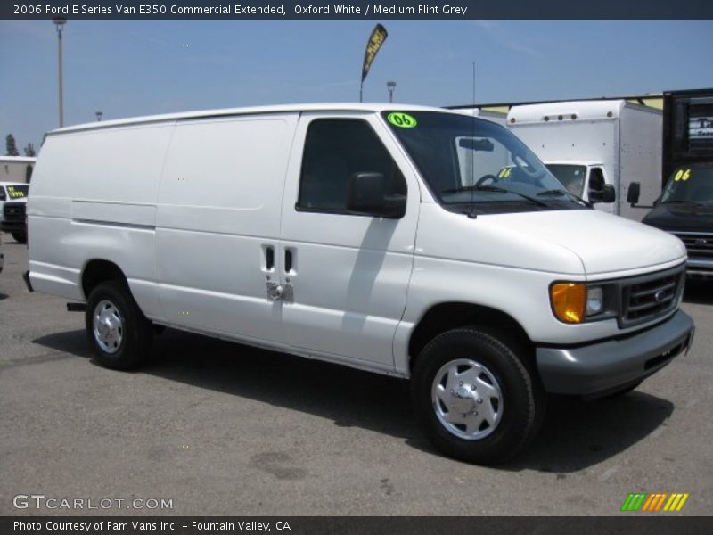 Oxford White / Medium Flint Grey 2006 Ford E Series Van E350 Commercial Extended