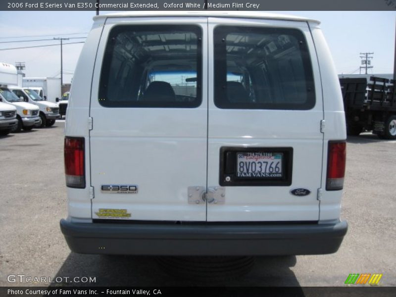 Oxford White / Medium Flint Grey 2006 Ford E Series Van E350 Commercial Extended