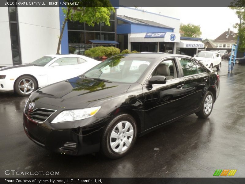 Black / Ash Gray 2010 Toyota Camry LE