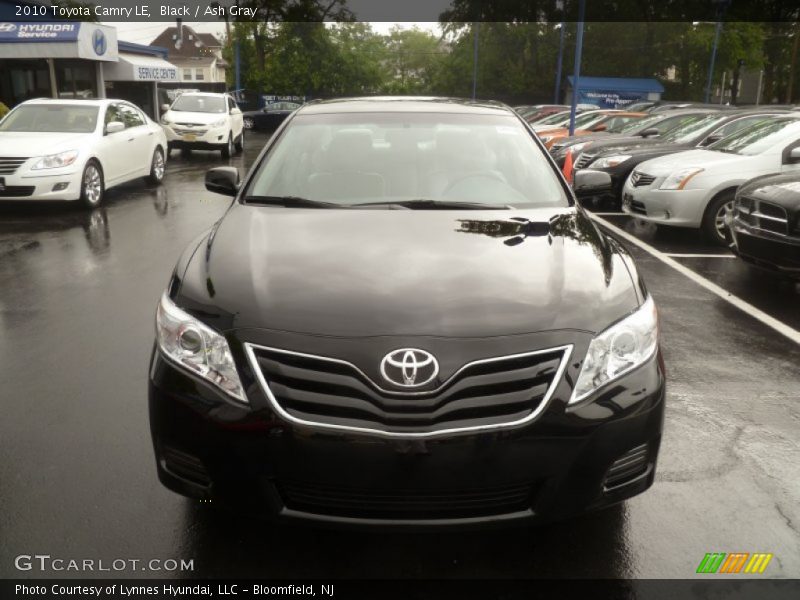 Black / Ash Gray 2010 Toyota Camry LE