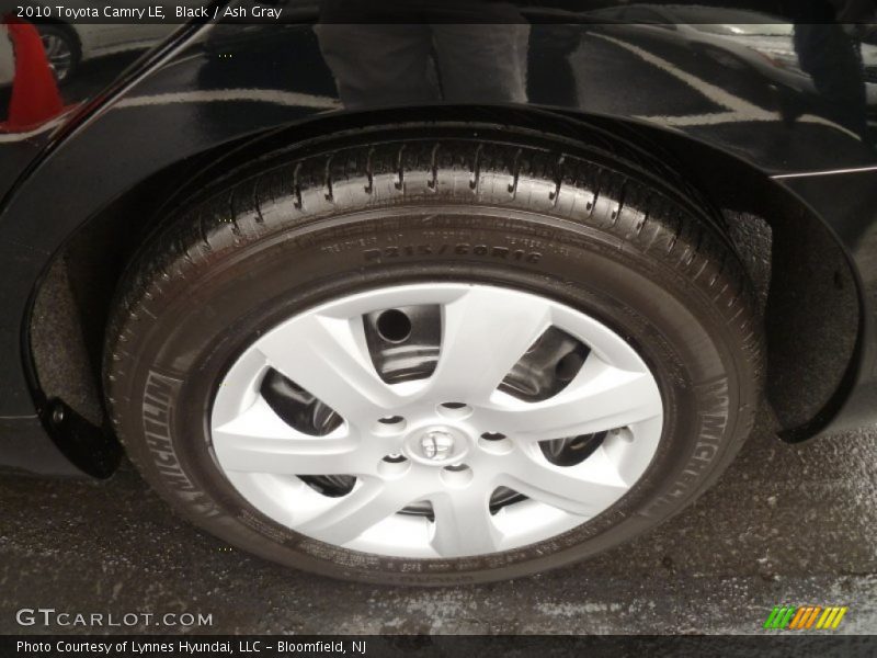 Black / Ash Gray 2010 Toyota Camry LE