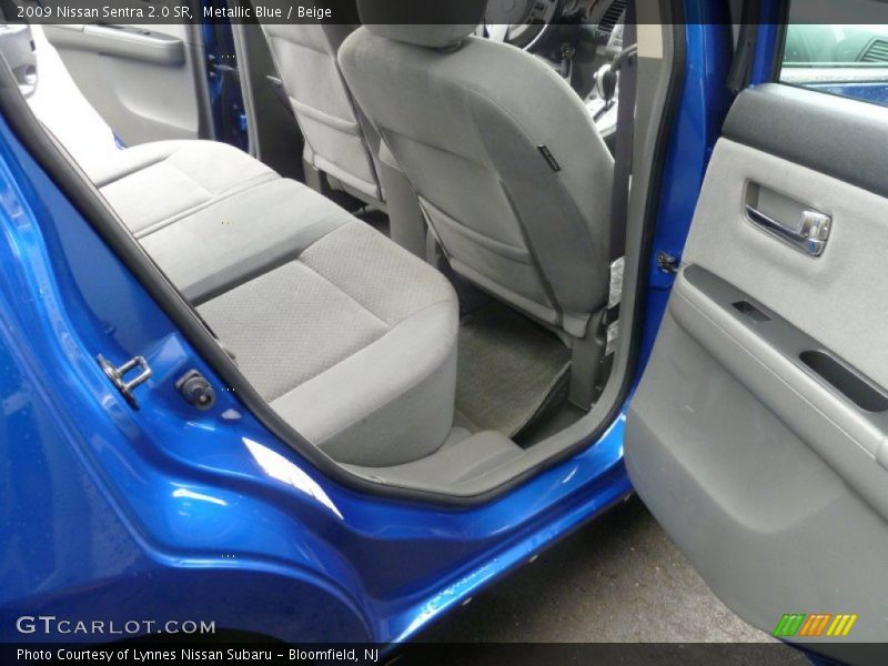 Metallic Blue / Beige 2009 Nissan Sentra 2.0 SR