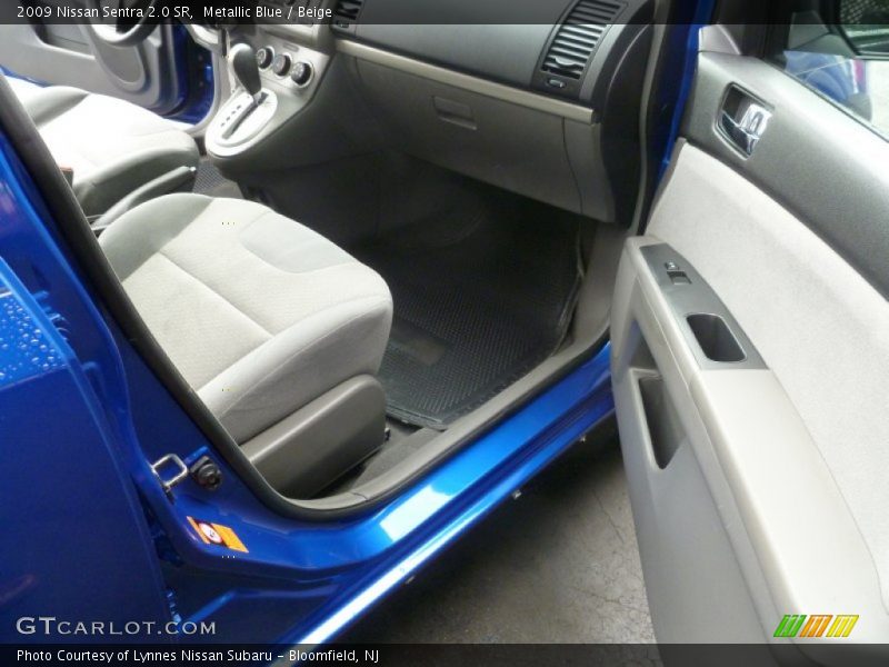 Metallic Blue / Beige 2009 Nissan Sentra 2.0 SR