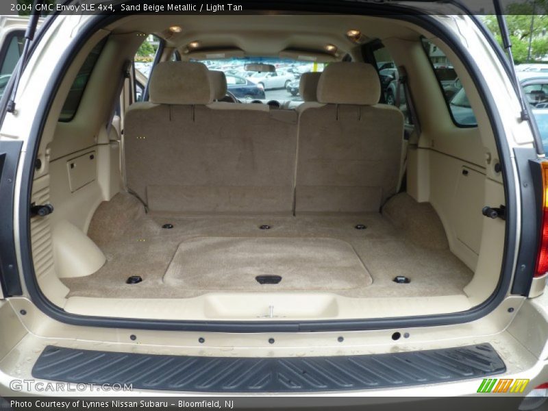 Sand Beige Metallic / Light Tan 2004 GMC Envoy SLE 4x4