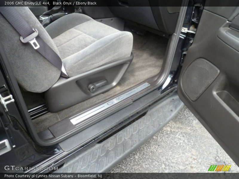 Black Onyx / Ebony Black 2006 GMC Envoy SLE 4x4