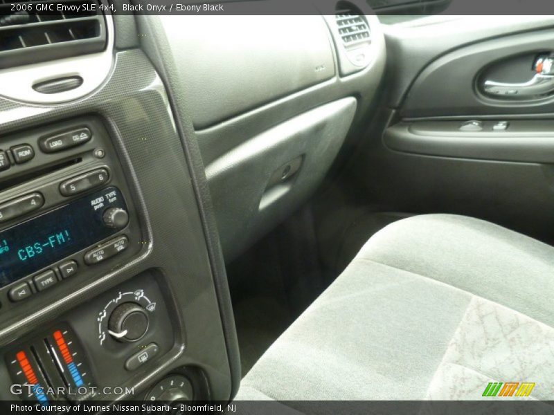 Black Onyx / Ebony Black 2006 GMC Envoy SLE 4x4